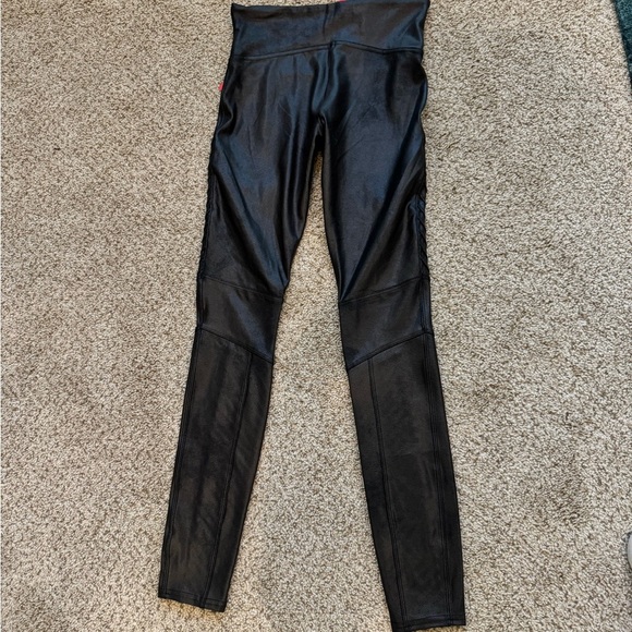 SPANX Faux Leather Moto Leggings – Very Black (S/P, NWT) - Picture 6 of 13